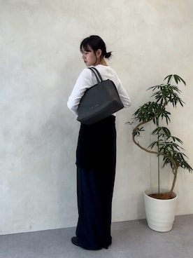 「IACUCCI（イアクッチ）のラーナ M ALCE（ボストンバッグ、グレー系）」を使った、ohanaさん（レディース・167cm）の春コーディネート