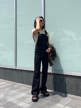 「SLY（スライ）のアイテム（オールインワン・サロペット）」を使った、Hikariさん（レディース・161cm）の夏コーディネート