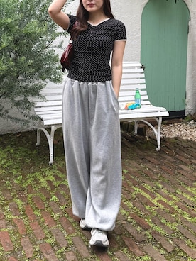 「continuer de NICE CLAUP(コンティニューデナイスクラップ)の大人気に付き新色追加!小花レーストップス(Tシャツ/カットソー、その他)」を使った、ちぴさん(レディース・158cm)の春コーディネート