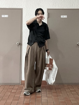 「soerte（ソエルテ）のアイテム（スラックス）」を使った、プチプラのじゅんpuchipurajunさん（メンズ・177cm）の夏コーディネート