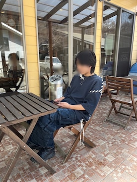 「CLEL（クレイル）の【CLEL】3D Many Pocket Denim Cargo Pants / 3Dメニーポケット デニムカーゴパンツ（デニムパンツ、ブルー系）」を使った、koshiroさん（メンズ・171cm）の夏コーディネート