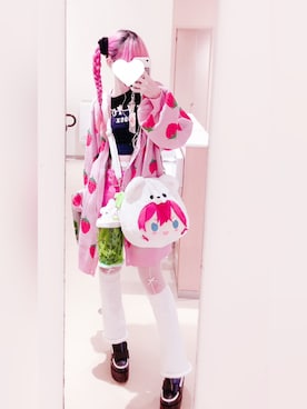 「PUNYUS（プニュズ）のアイテム」を使った、𝓐.⋆𝜗𝜚さん（レディース・163cm）の春コーディネート