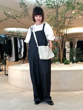 「かぐれ（カグレ）のアイテム（サロペット/オーバーオール）」を使った、トダカさん（レディース・160cm）の夏コーディネート