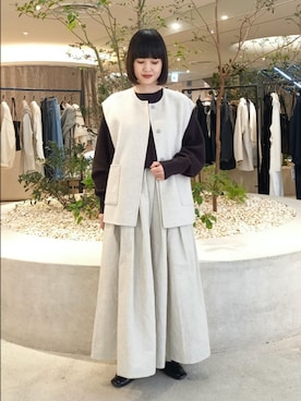 「アイテム（その他アウター、ベージュ系）」を使った、トダカさん（レディース・160cm）の秋コーディネート