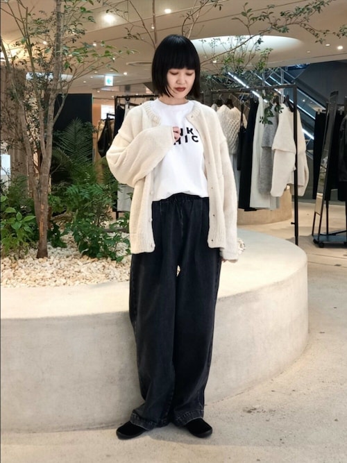 新品未使用☆かぐれ　ペルーヘリンボンカーディガン かぐれ（カグレ）の「ペルーヘリンボンカーディガン（ニット