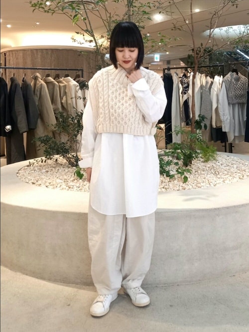 タグ付新品】かぐれ ペルータートルショートベスト アイボリー ペルー