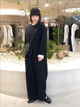 「アイテム（つなぎ/オールインワン）」を使った、トダカさん（レディース・160cm）の秋コーディネート