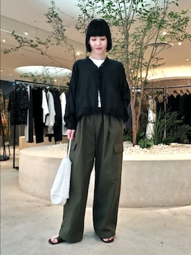 「かぐれ（カグレ）のユーティリティーイージーパンツ（その他パンツ）」を使った、トダカさん（レディース・160cm）の夏コーディネート