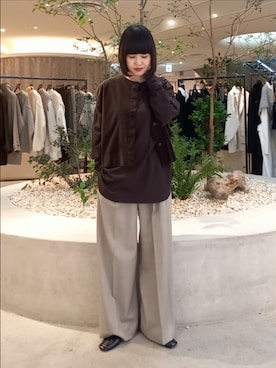 「アイテム（ベスト）」を使った、トダカさん（レディース・160cm）の秋コーディネート