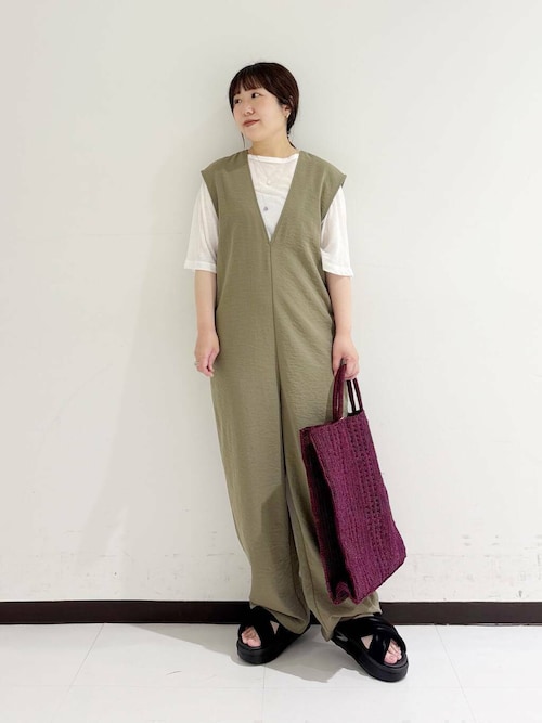 セール】『2サイズ展開』リネンライク深Vネックオールインワン