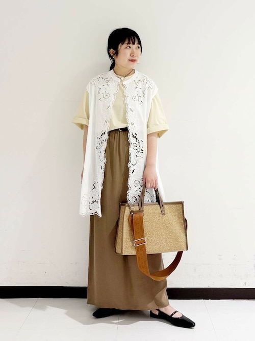 セール】カットワークレース刺繍ジレ（ベスト）｜URBAN RESEARCH