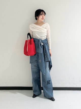 「URBAN RESEARCH(アーバンリサーチ)のベロアオフショルドレープカットソー(Tシャツ/カットソー)」を使った、mamiさん(レディース・150cm)の秋コーディネート