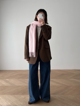 「アイテム（ヘアアクセサリー）」を使った、ERICAさん（レディース・160cm）の秋コーディネート