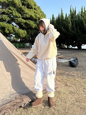 「アイテム（レッグウォーマー）」を使った、ERICAさん（レディース・160cm）の冬コーディネート