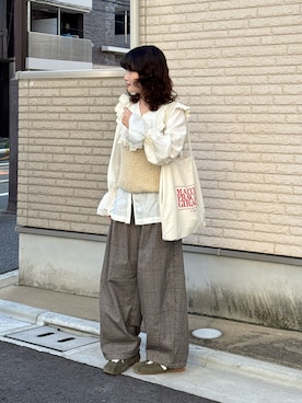 「アイテム（トップス、ベージュ系）」を使った、木村 星南（せな）さん（レディース・162cm）の秋コーディネート