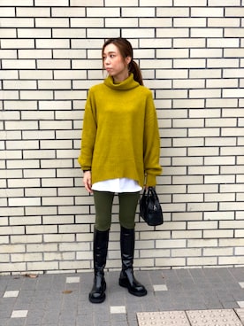 「アイテム（レギンス/スパッツ、グリーン系）」を使った、美冴紀さん（レディース・161cm）の秋コーディネート