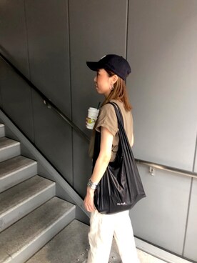 「CLANE（クラネ）のアイテム（エコバッグ/サブバッグ）」を使った、美冴紀さん（レディース・161cm）の秋コーディネート