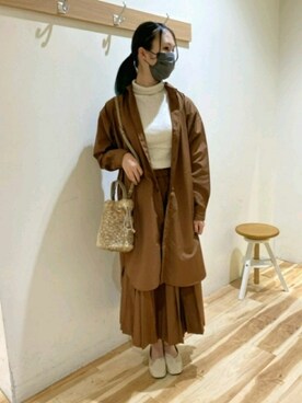 「ブラウンコーデ」｜「アイテム（シャツワンピース）」を使った、まよねーずさん（レディース・164cm）の秋コーディネート