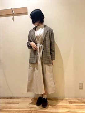 「秋」｜「アイテム（ノーカラージャケット）」を使った、まよねーずさん（レディース・164cm）の秋コーディネート