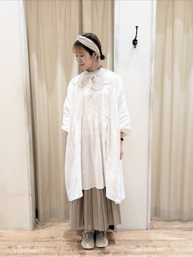 「アイテム（ドレスシューズ、ベージュ系）」を使った、まよねーずさん（レディース・164cm）の秋コーディネート