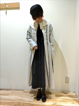 「ダブルボタン」｜「アイテム（ワンピース/ドレス）」を使った、まよねーずさん（レディース・164cm）の秋コーディネート