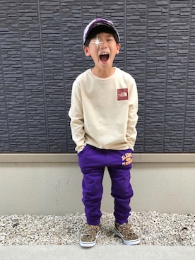「オフホワイト」｜「アイテム（キャップ）」を使った、kanaさん（キッズ・124cm）の秋コーディネート