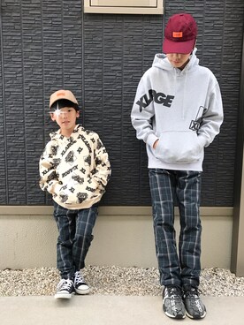「柄×柄」｜「アイテム（その他）」を使った、kanaさん（キッズ・124cm）の秋コーディネート