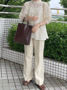 「LOWRYS FARM（ローリーズファーム）のセンタープレスカラーフレアパンツ　870189（その他パンツ）」を使った、まなみさん（レディース・163cm）の夏コーディネート