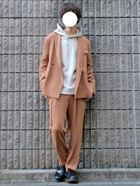 「JUNRED（ジュンレッド）のアイテム（パーカー）」を使った、桜江しゅう さん（メンズ・180cm）の秋コーディネート