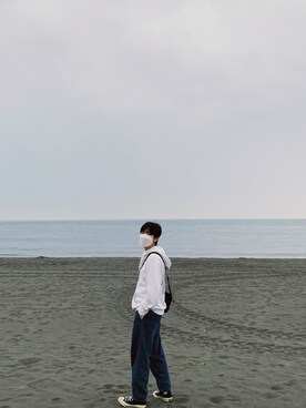 「UNIQLO（ユニクロ）のアイテム（その他トップス、ホワイト系）」を使った、Chengさん（166cm）の春コーディネート