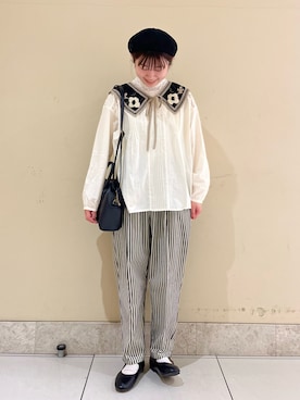 「ストライプパンツ」｜「アイテム（ハンチング/ベレー帽）」を使った、はなさん（レディース・159cm）の冬コーディネート
