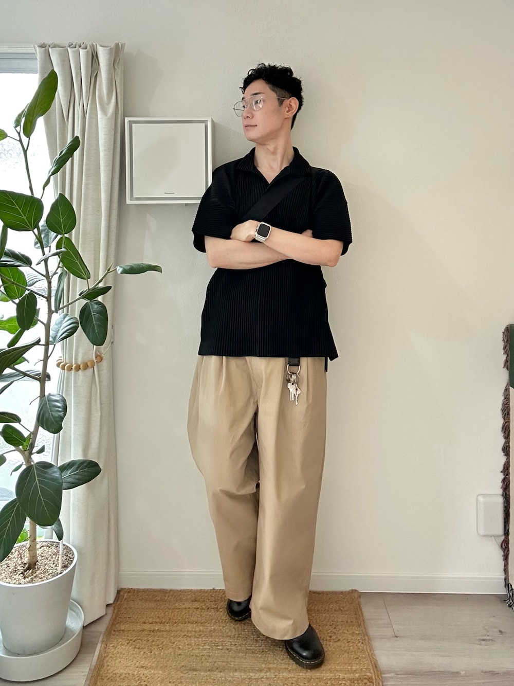 HOMME PLISSE ISSEY MIYAKEのポロシャツを使った人気ファッション