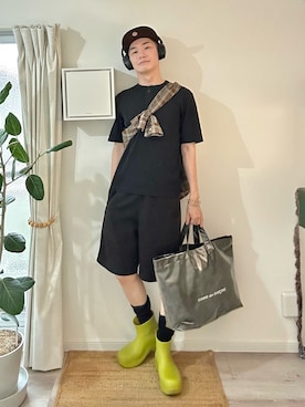 「アイテム（PC・スマホグッズ/家電）」を使った、kimamaniさん（メンズ・175cm）の秋コーディネート