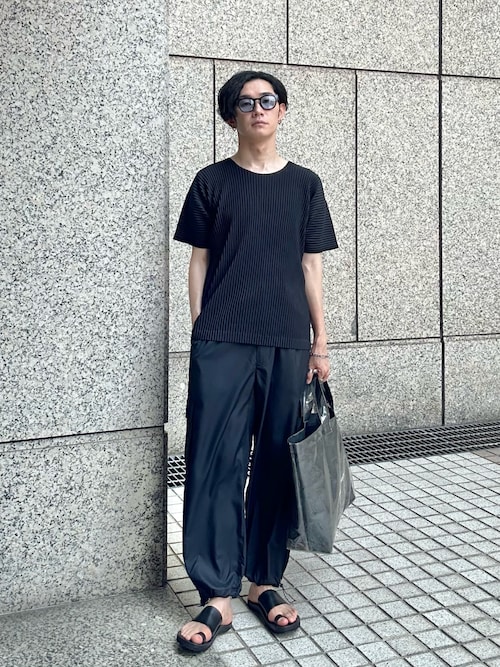 kimamani｜HOMME PLISSE ISSEY MIYAKEのTシャツ/カットソーを使った