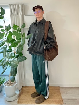 「アイテム（スウェットパンツ）」を使った、kimamaniさん（メンズ・175cm）の冬コーディネート