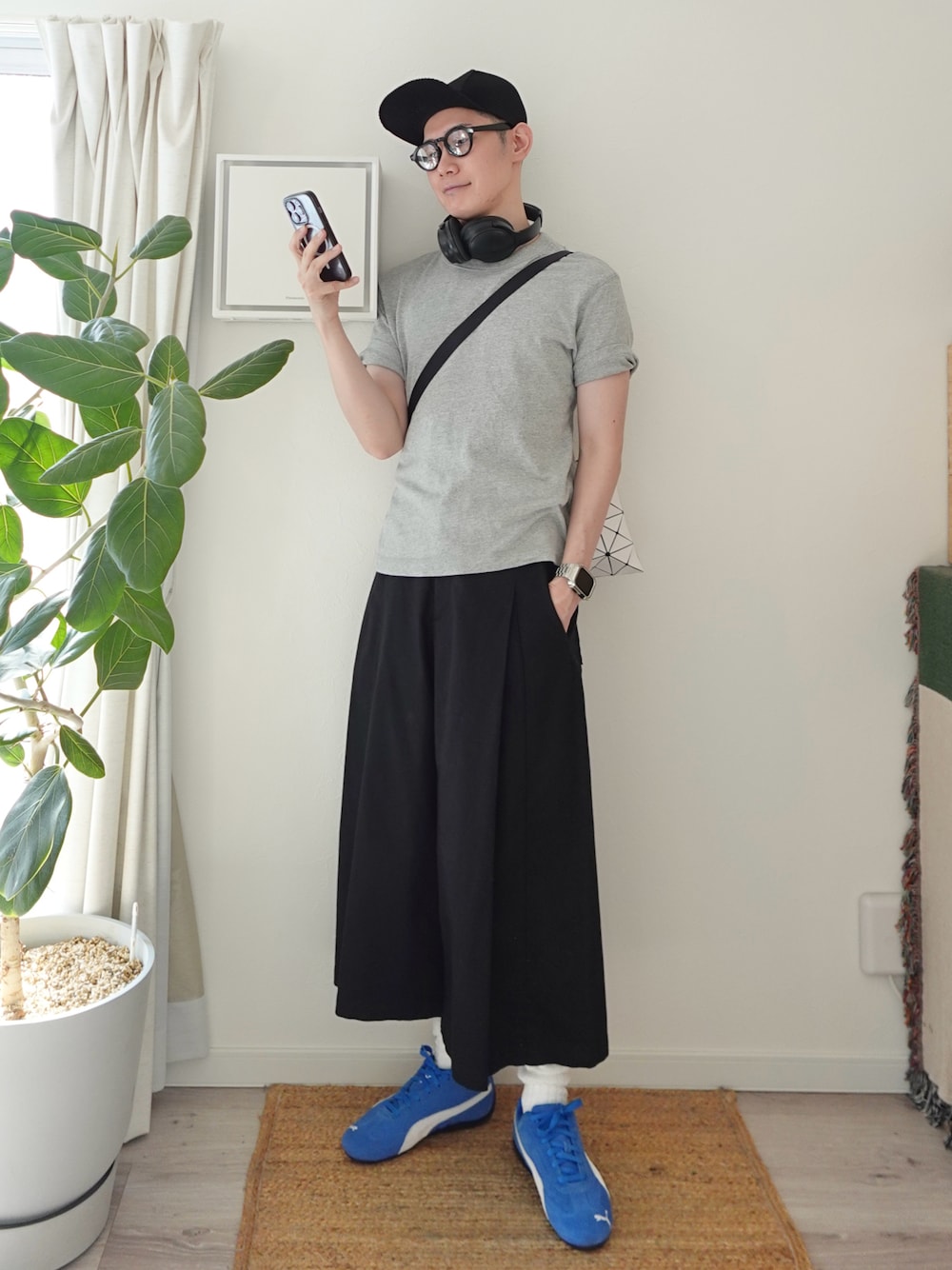 HOMME PLISSE ISSEY MIYAKEのキャップを使った人気ファッション