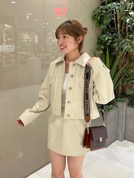 「アイテム（キャミソール）」を使った、れいなさん（レディース・160cm）の秋コーディネート