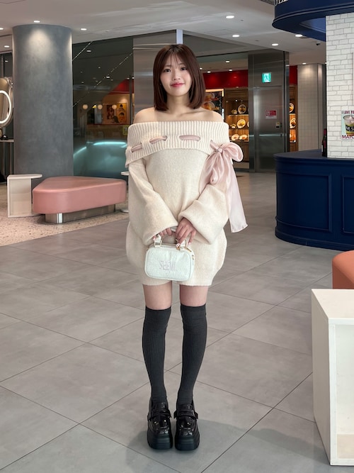 セール】リボン付きオフショルニットワンピ（ワンピース）｜one after