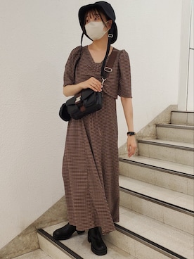 「柄物」｜「アイテム（ワンピース/ドレス）」を使った、尾上綾乃さん（レディース・156cm）の夏コーディネート