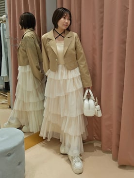 「one after another NICE CLAUP（ワンアフターアナザーナイスクラップ）のアイテム（ジャケット/アウター）」を使った、尾上綾乃さん（レディース・156cm）の冬コーディネート