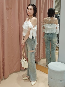 「one after another NICE CLAUP(ワンアフターアナザーナイスクラップ)のビジューバックルキルティングミュール(パンプス、ホワイト系)」を使った、ayano.さん(レディース・156cm)の夏コーディネート