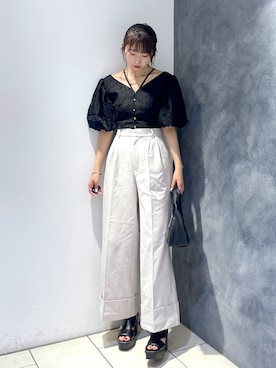 「ロールアップ」｜「アイテム（スラックス）」を使った、Risakoさん（レディース・164cm）の夏コーディネート