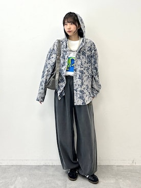 「アイテム（スウェットパンツ）」を使った、Risakoさん（レディース・164cm）の夏コーディネート