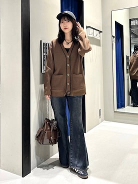 「PAGEBOY（ページボーイ）のアイテム（デニムパンツ）」を使った、Risakoさん（レディース・164cm）の秋コーディネート