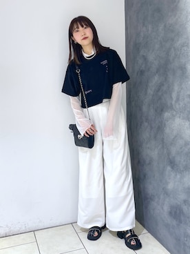 「メロートップス」｜「アイテム（パンツ）」を使った、Risakoさん（レディース・164cm）の春コーディネート