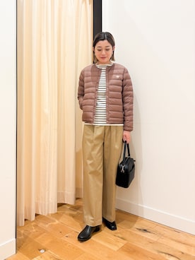 「アイテム（その他アウター、ピンク系）」を使った、すぎやまめぐみさん（レディース・163cm）の秋コーディネート