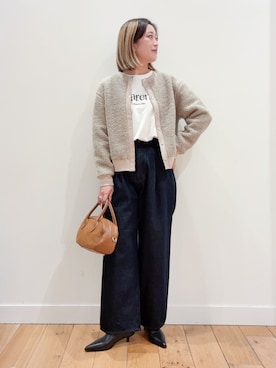 「URBAN RESEARCH DOORS（アーバンリサーチドアーズ）のプードルボアカーディガン（カーディガン/ボレロ）」を使った、すぎやまめぐみさん（レディース・163cm）の秋コーディネート