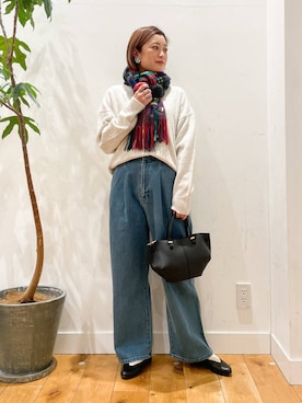 「冬の差し色コーデ」｜すぎやまめぐみさん（レディース・163cm）の冬コーディネート