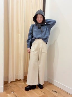 「アイテム（その他アウター、グレー系）」を使った、すぎやまめぐみさん（レディース・163cm）の秋コーディネート