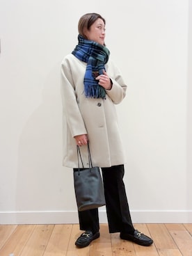 「アイテム（マフラー）」を使った、すぎやまめぐみさん（レディース・163cm）の秋コーディネート
